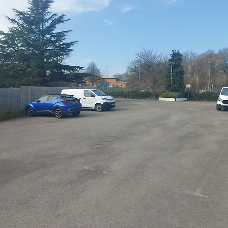 Mercure Cardiff North Hotel Εξωτερικό φωτογραφία