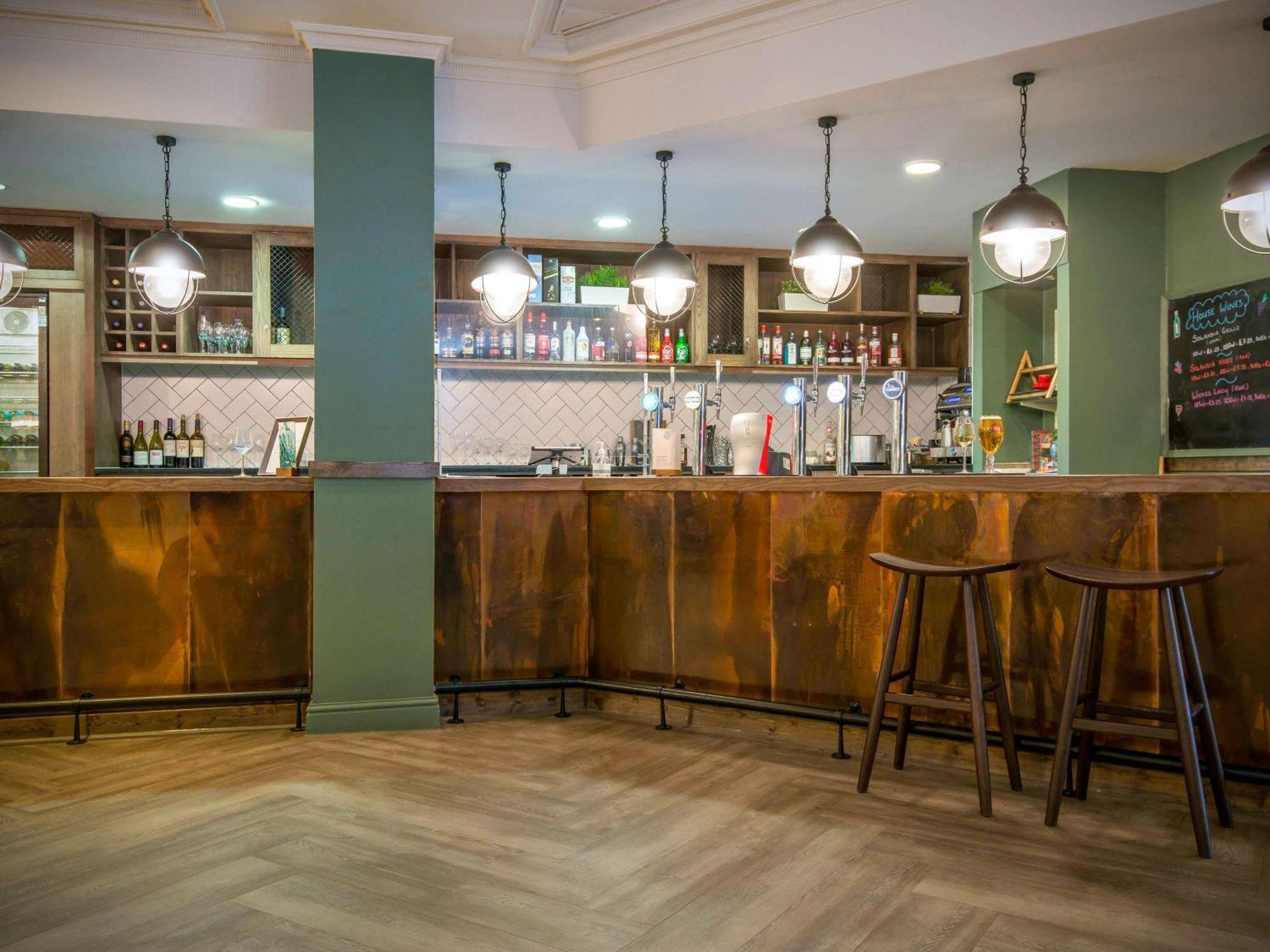 Mercure Cardiff North Hotel Εξωτερικό φωτογραφία