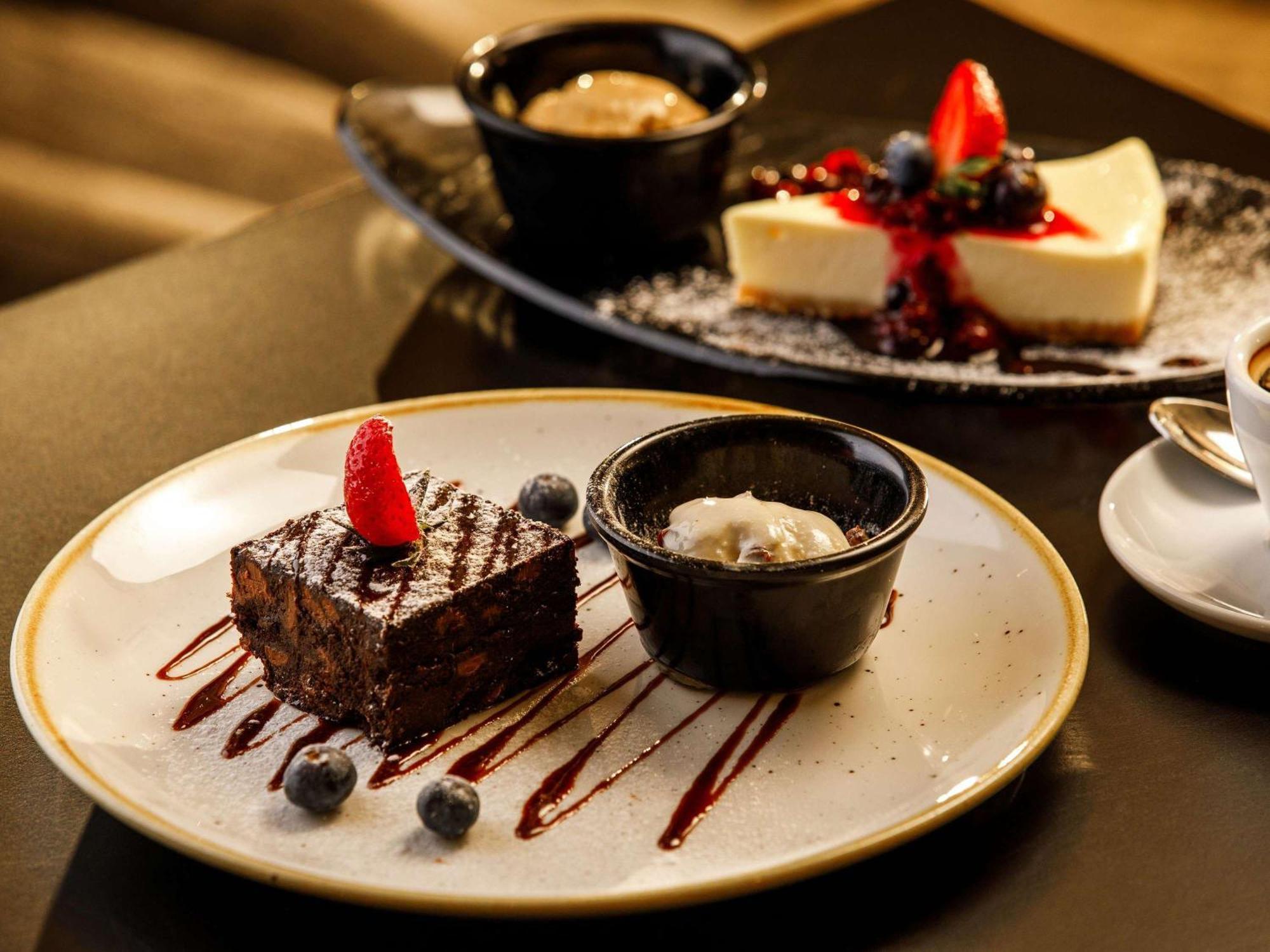 Mercure Cardiff North Hotel Εξωτερικό φωτογραφία