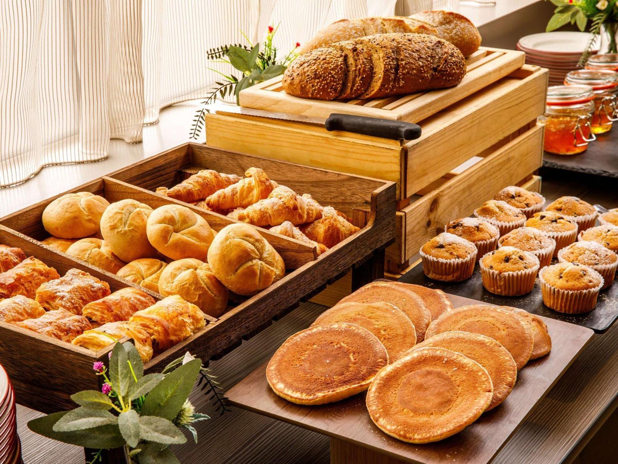 Mercure Cardiff North Hotel Εξωτερικό φωτογραφία