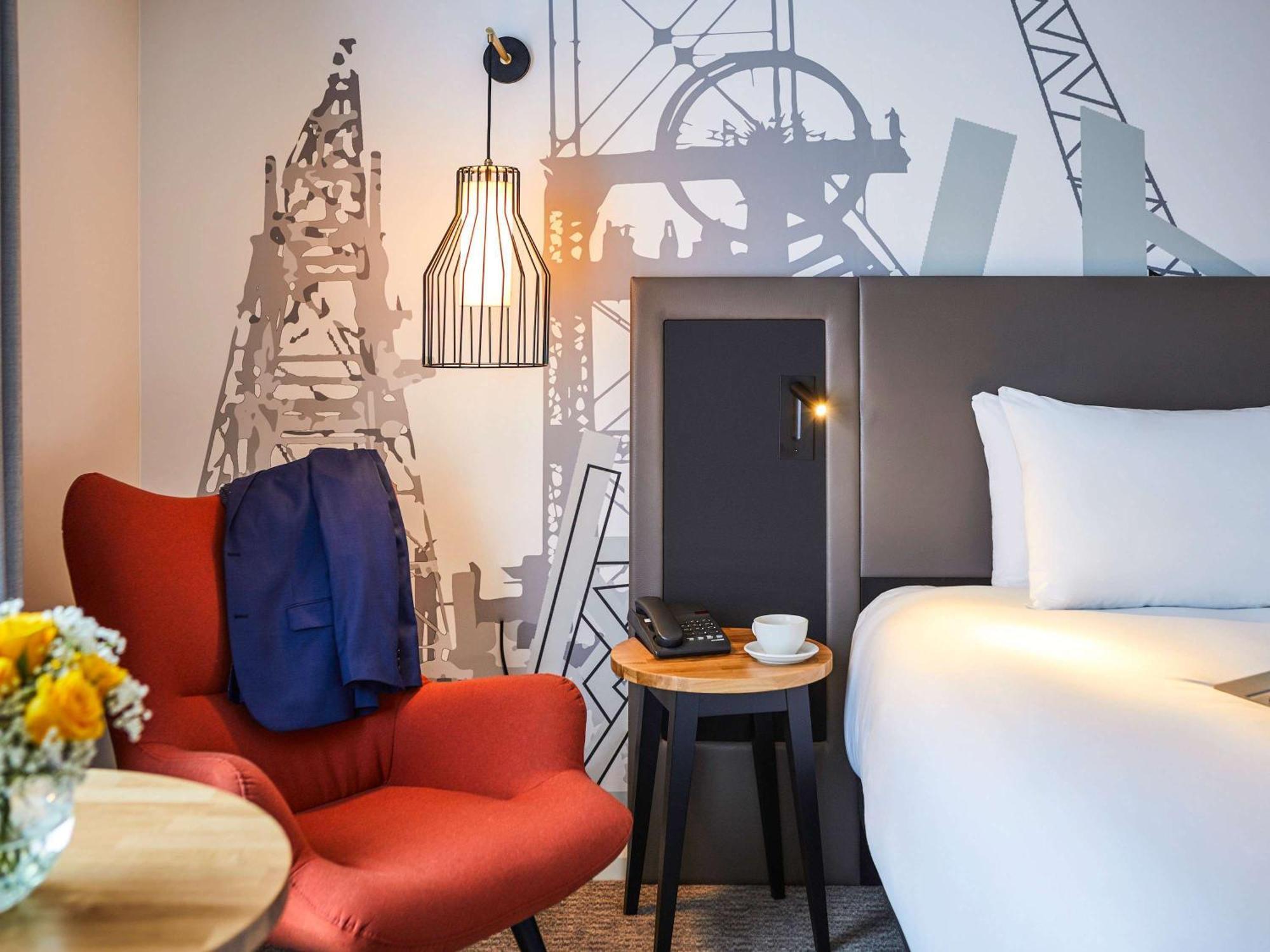 Mercure Cardiff North Hotel Εξωτερικό φωτογραφία