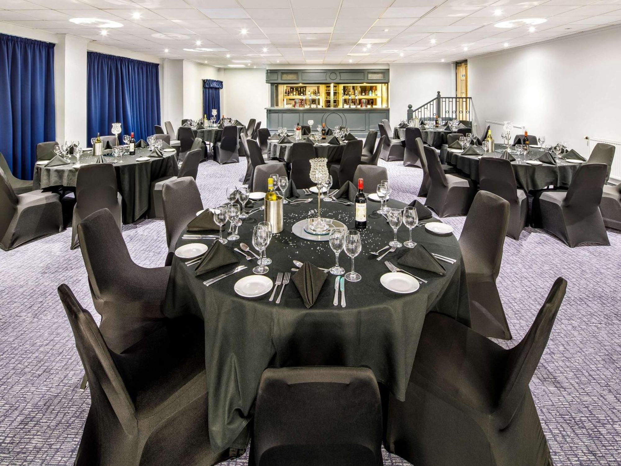 Mercure Cardiff North Hotel Εξωτερικό φωτογραφία