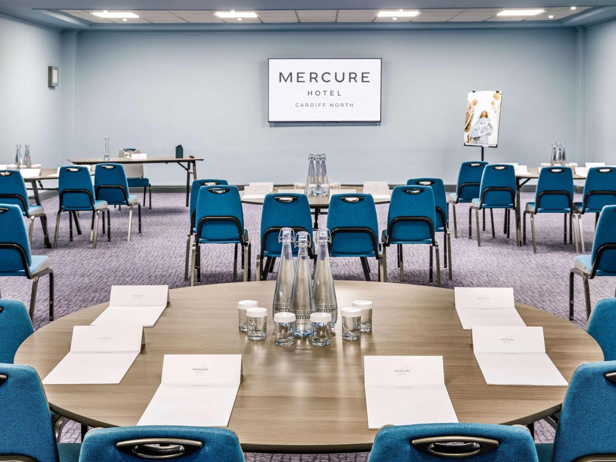 Mercure Cardiff North Hotel Εξωτερικό φωτογραφία
