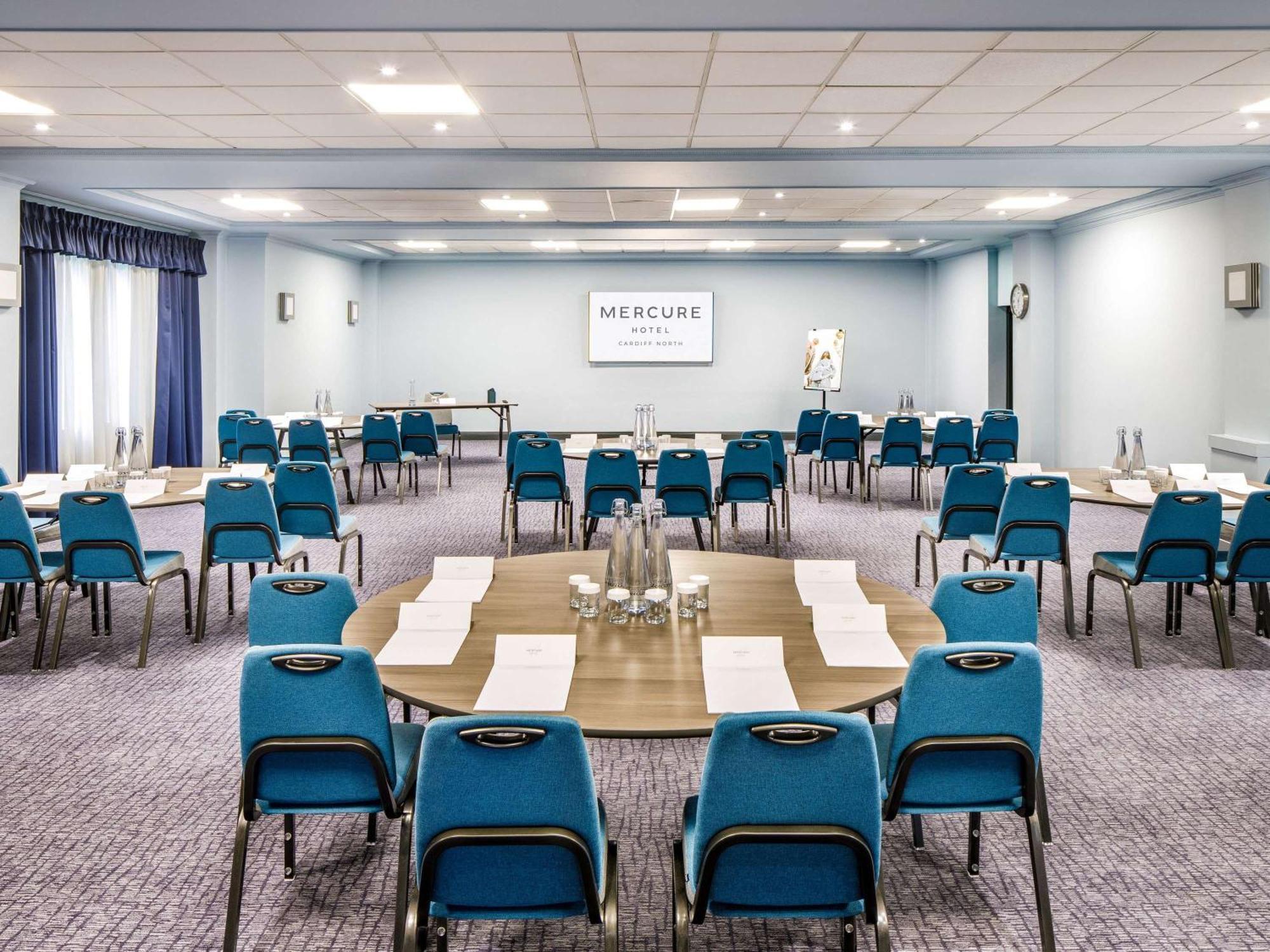 Mercure Cardiff North Hotel Εξωτερικό φωτογραφία