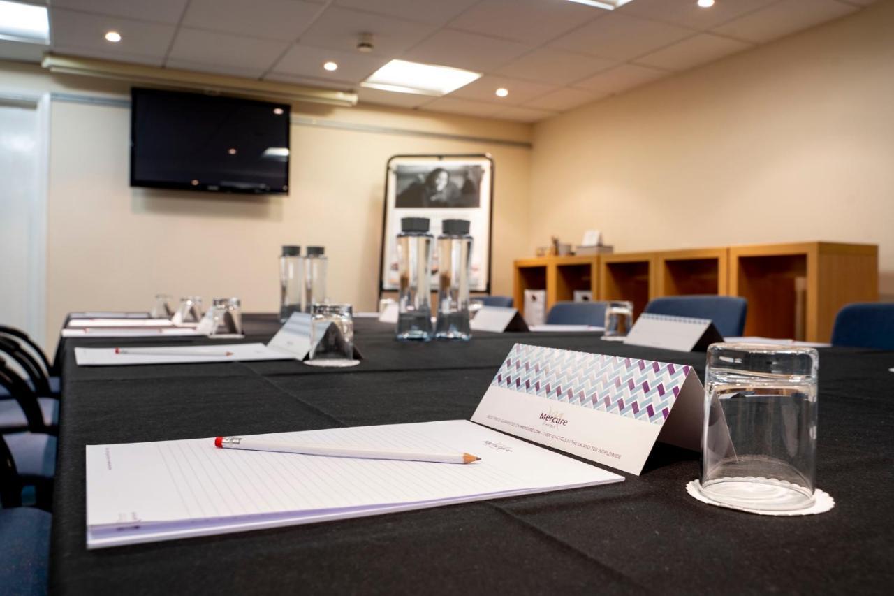 Mercure Cardiff North Hotel Εξωτερικό φωτογραφία